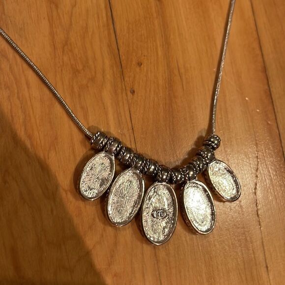 Kenneth Cole (KC) silver trusted edge oval green/brown/caramel stone necklace - Picture 5 of 5